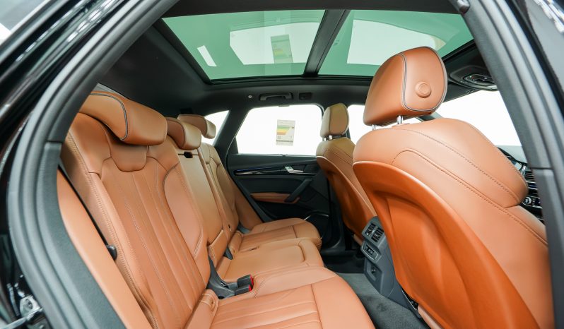 AUDI Q5 full