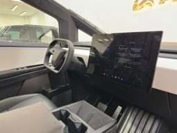 TESLA CYBERTURCK full